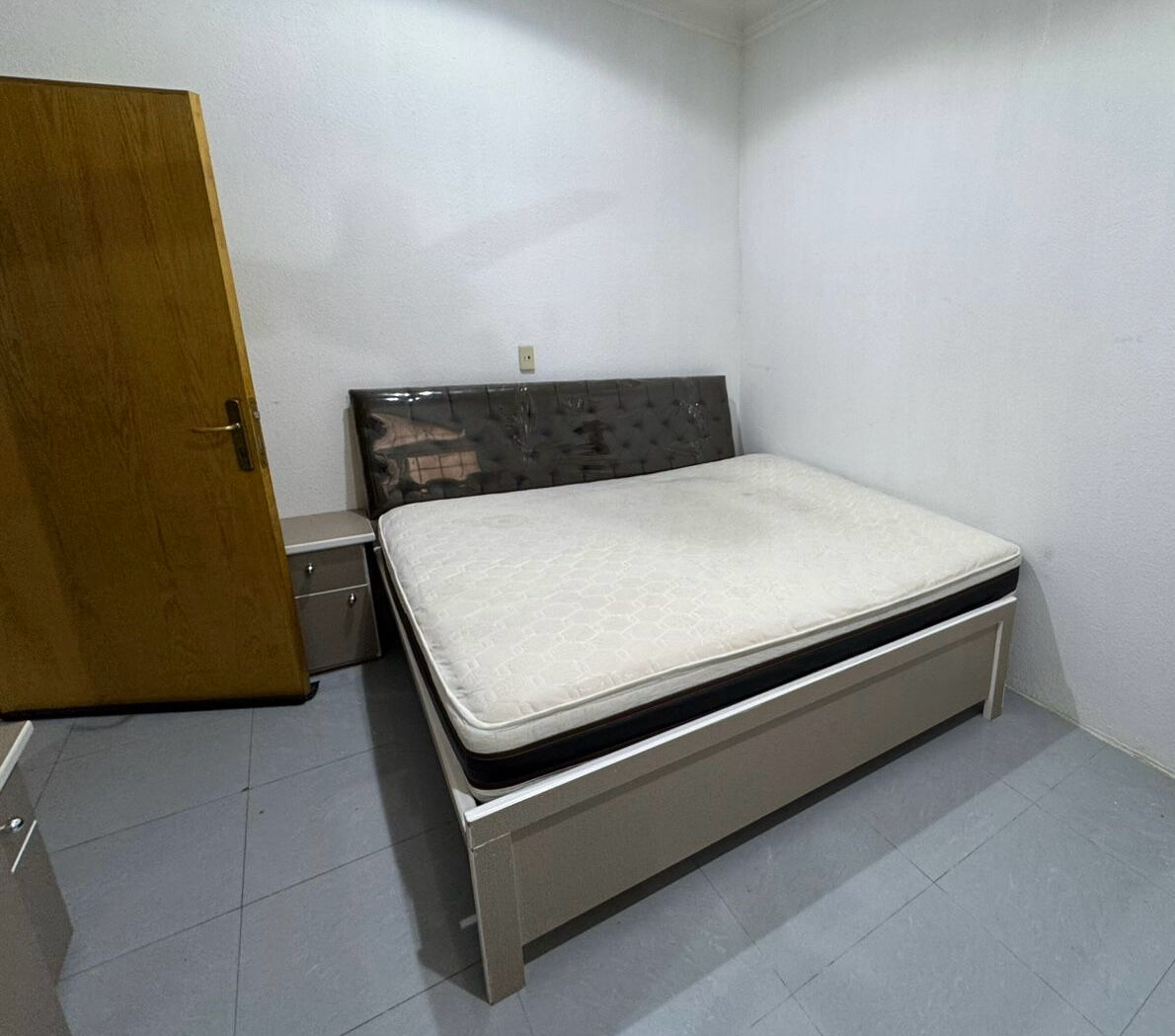 Abqaiq, Appliances, SAR 1370,  Furniture Set (Very Good Condtion) URGENT SALE