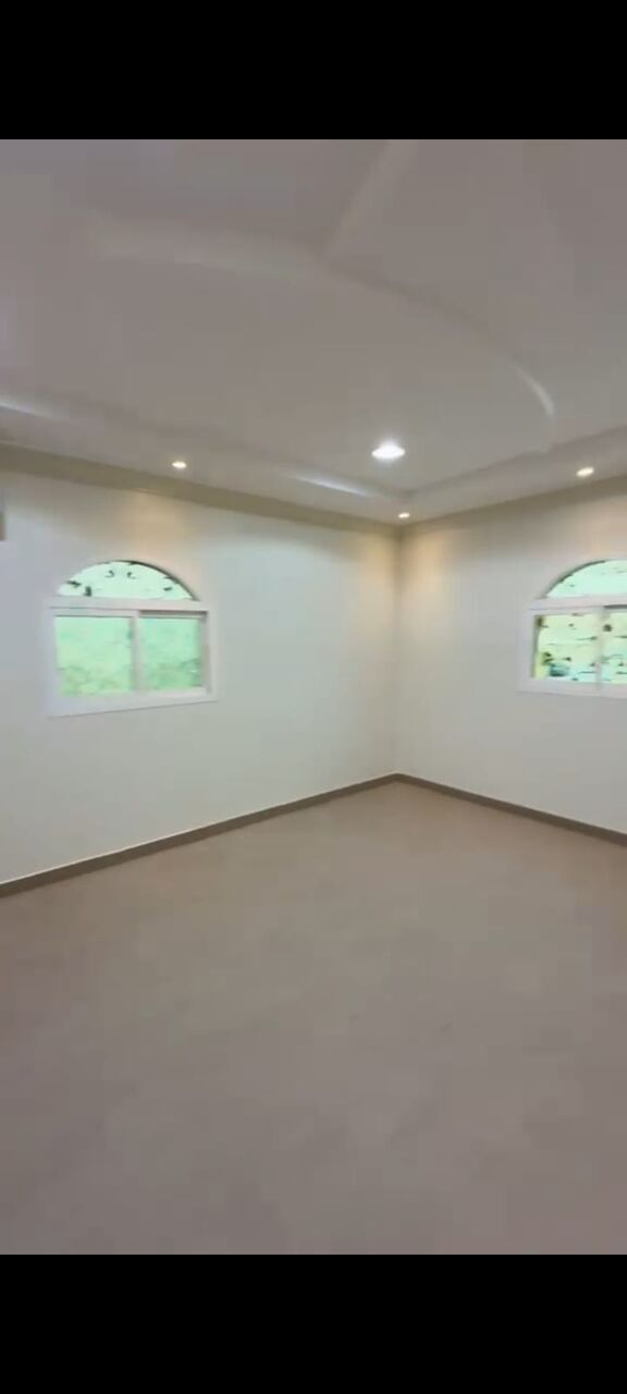 Al Salam, Apartments, Flats, Houses & Villas, SAR 50000/year,  4 BR,  Family Villa Whole Fooor With AC Kitchen Installed Specious House For Decent Family