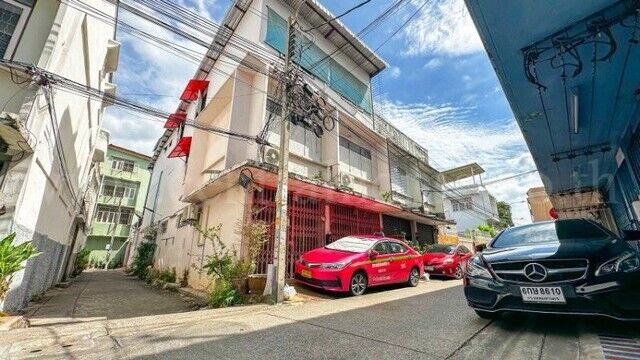 Bangkok, Real Estate For Sale, THB 11750000,  6 BR,  52 Sq. Feet,  Townhouse, 3 Floors, 52 Sq M, Sathu Pradit 16, Bang Kho Laem (Bang Rak), Cheapest Price