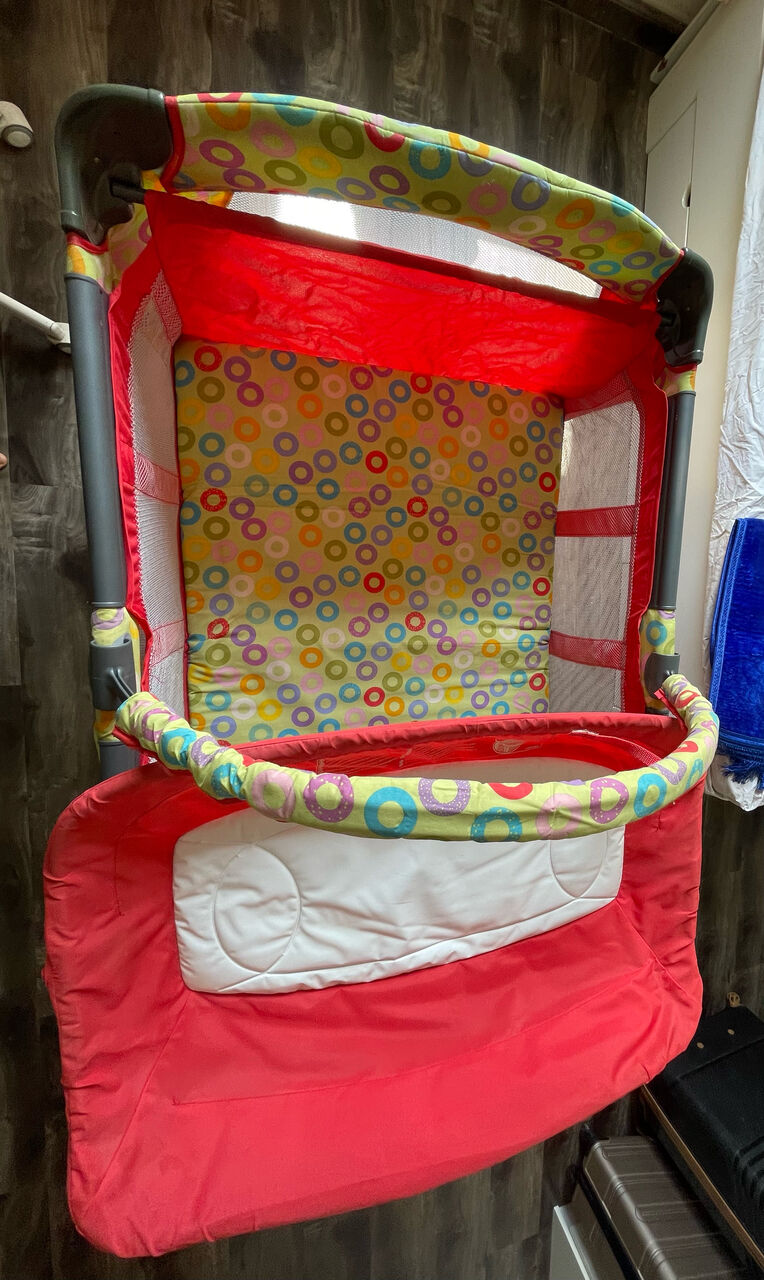 Al Baghdadyiah Al Gharbyia, Baby & Kid Stuff, SAR 250,  Graco Travel Cot Baby Bed