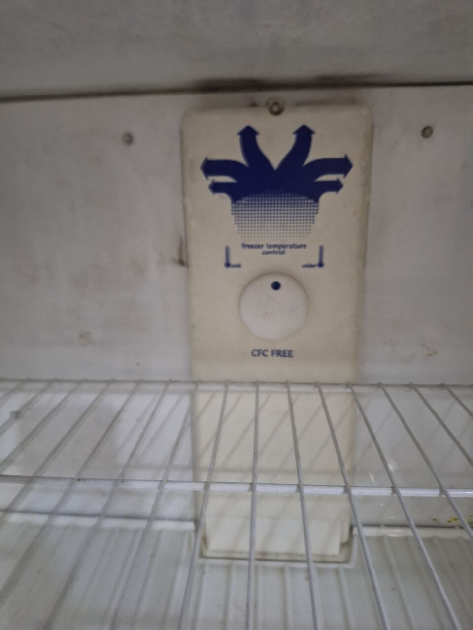 Manama, Household Items, BHD 20,  Brand Electrolux  Size 460L  For Repair  BHD 20.