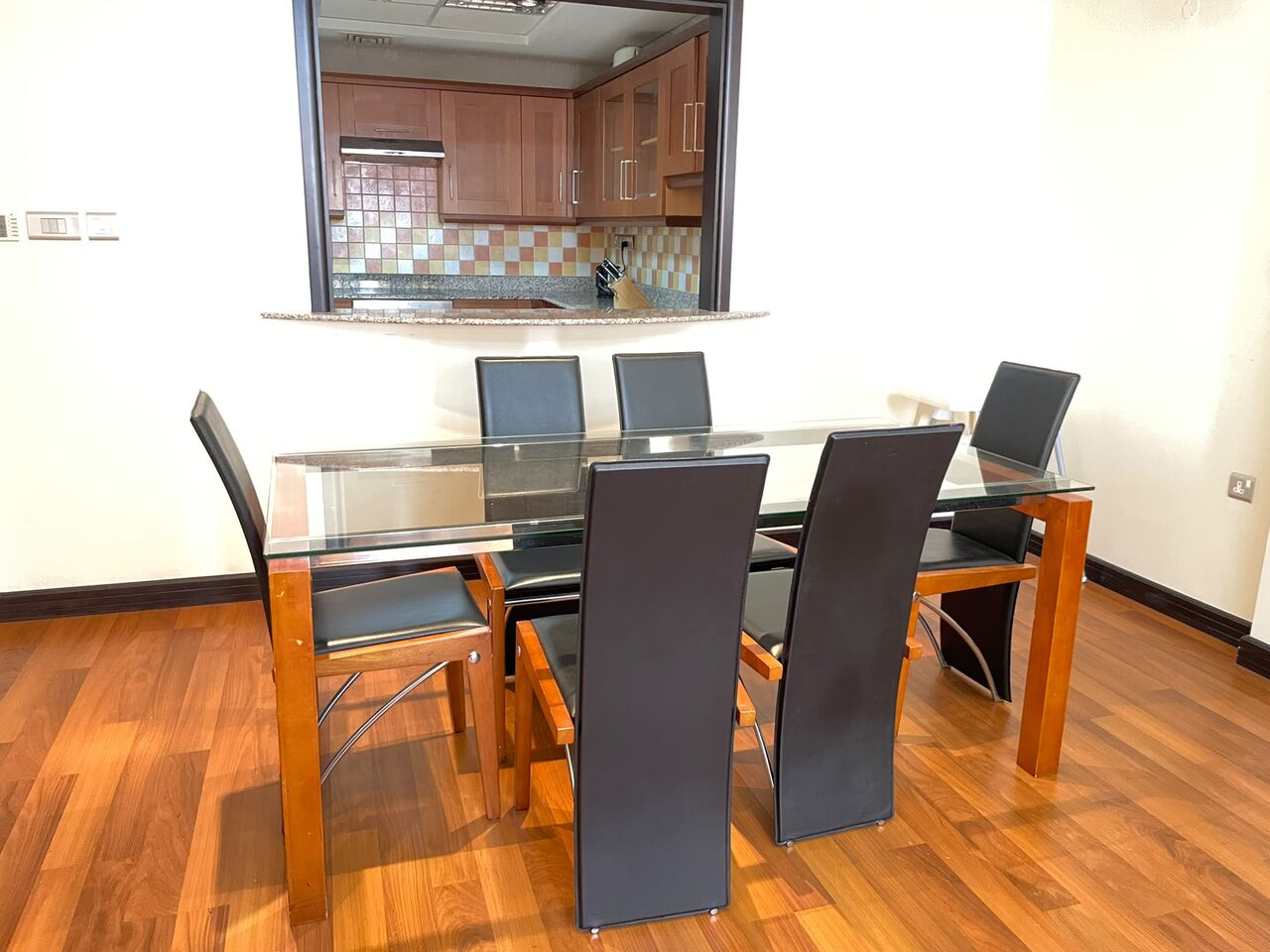 Manama, Apartments, Flats, Houses & Villas, BHD 415/month,  Furnished,  2 BR,  Sea View Apartment For Rent In Abraj Al Lulu, Manama