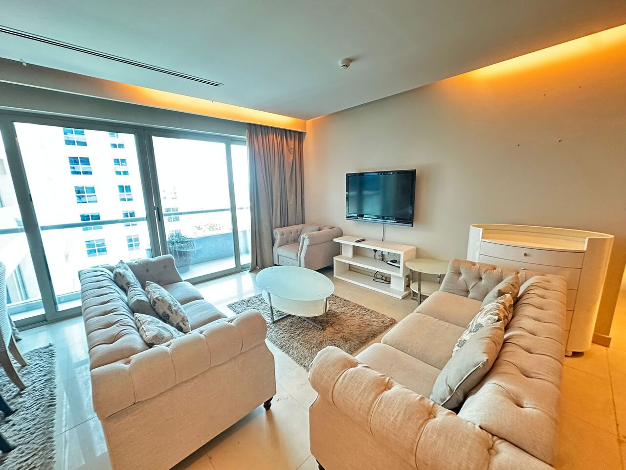 Manama, Apartments, Flats, Houses & Villas, BHD 500/month,  Furnished,  2 BR,  Apartment For Rent In Reef Island | Balcony | Luxury Amenities