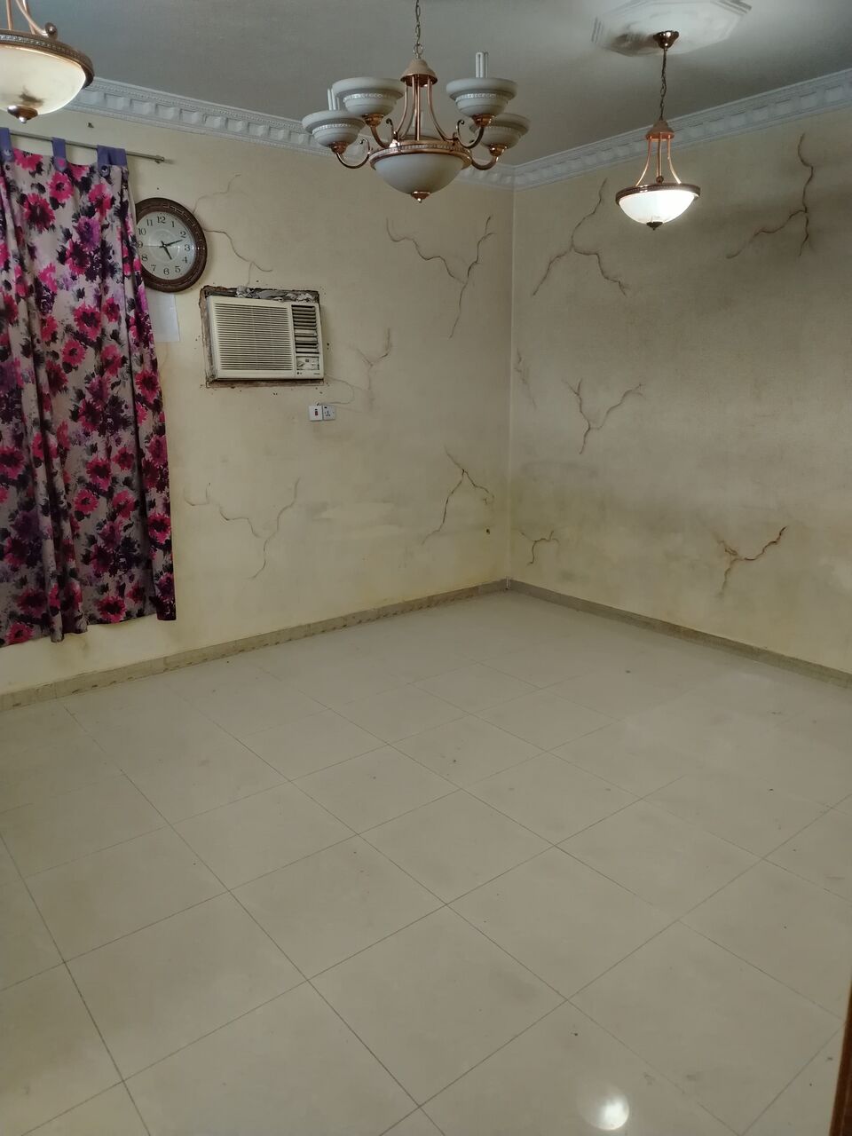 Riyadh, Apartments, Flats, Houses & Villas, SAR 900/month,  1 BR,  5400 For 6 Month Spacious Bachelor Room Available For Rent