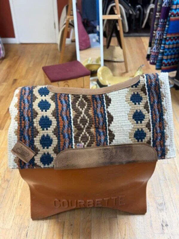 New York, Business, Saddle Pads For Sale &ndash; English & Western &ndash; Rusty Spur Saddle Shop