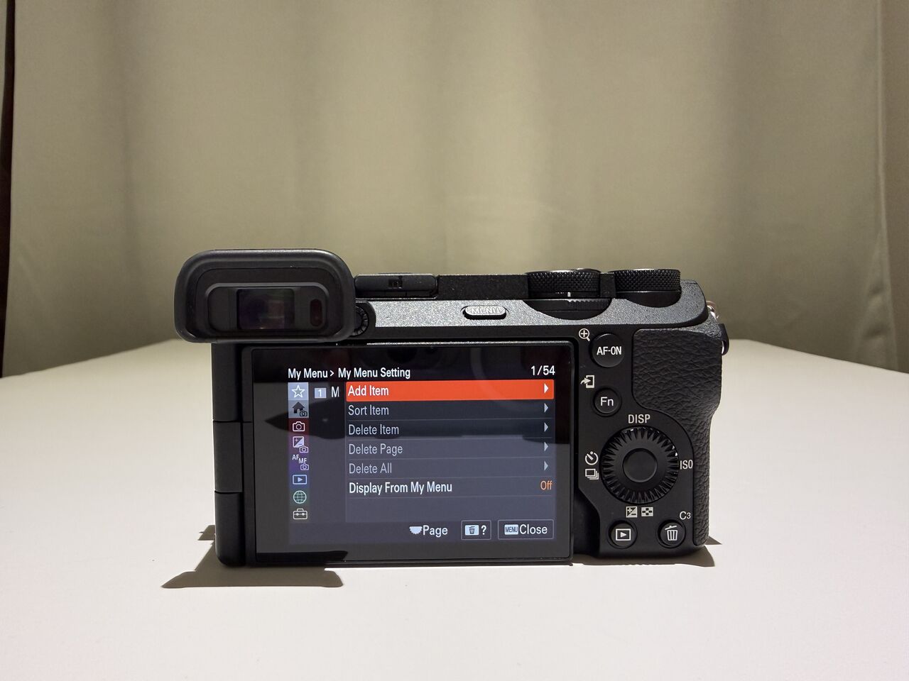 Juffair, Photo & Video, BHD 450,  Sony A6700 Camera In Pristine Condition