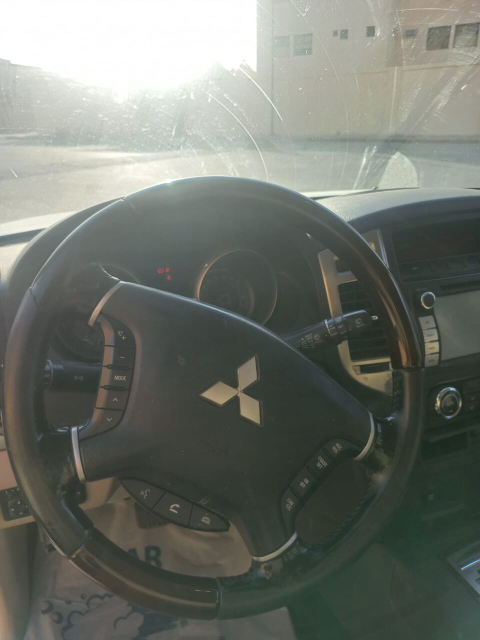 Riyadh, Vehicles, Cars & Trucks , SAR 40000,  Mitsubishi Pajero,  2015,  Automatic,  346000 KM,