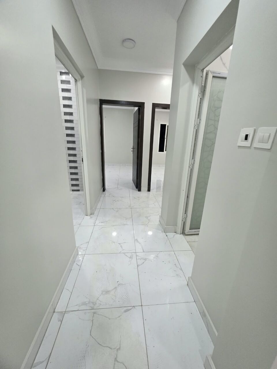 Khobar, Apartments, Flats, Houses & Villas, SAR 25600/month,  2 BR,  Consists Of:- 2 Bedrooms, A Living Room ,  2bathrooms, And A Kitchen,   Second Floor   Ele