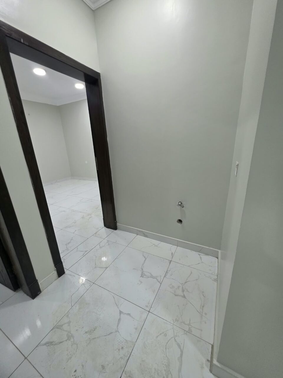 Khobar, Apartments, Flats, Houses & Villas, SAR 25600/month,  2 BR,  Consists Of:- 2 Bedrooms, A Living Room ,  2bathrooms, And A Kitchen,   Second Floor   Ele