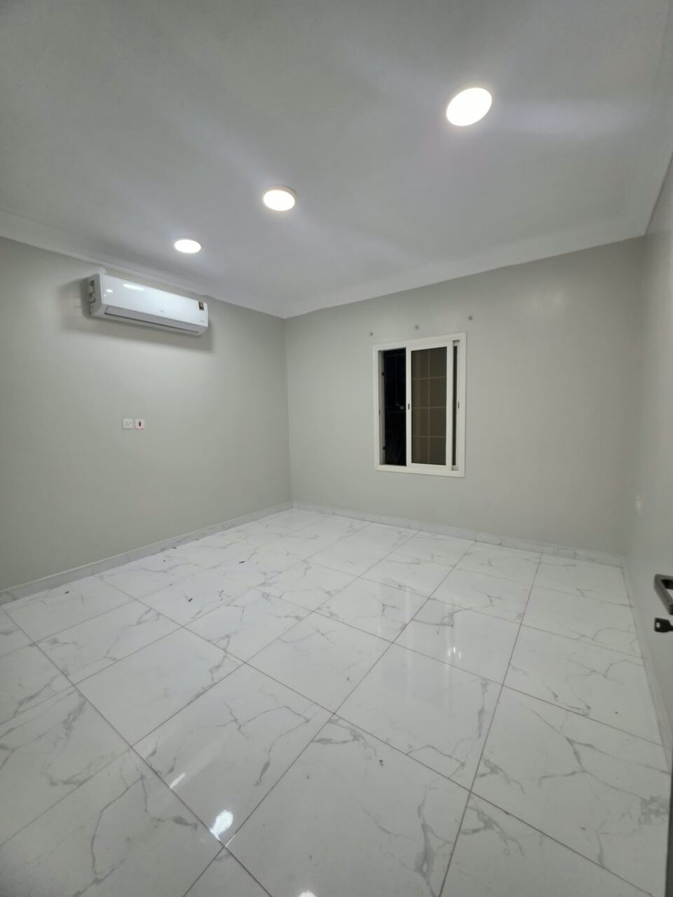 Khobar, Apartments, Flats, Houses & Villas, SAR 25600/month,  2 BR,  Consists Of:- 2 Bedrooms, A Living Room ,  2bathrooms, And A Kitchen,   Second Floor   Ele