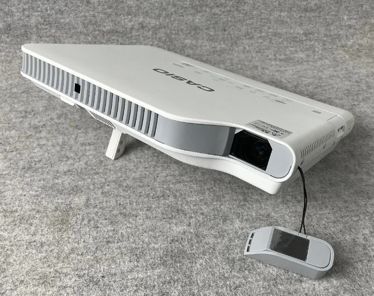 Riyadh, Musical Instruments, SAR 400,  Casio Projector - XJ-A150v