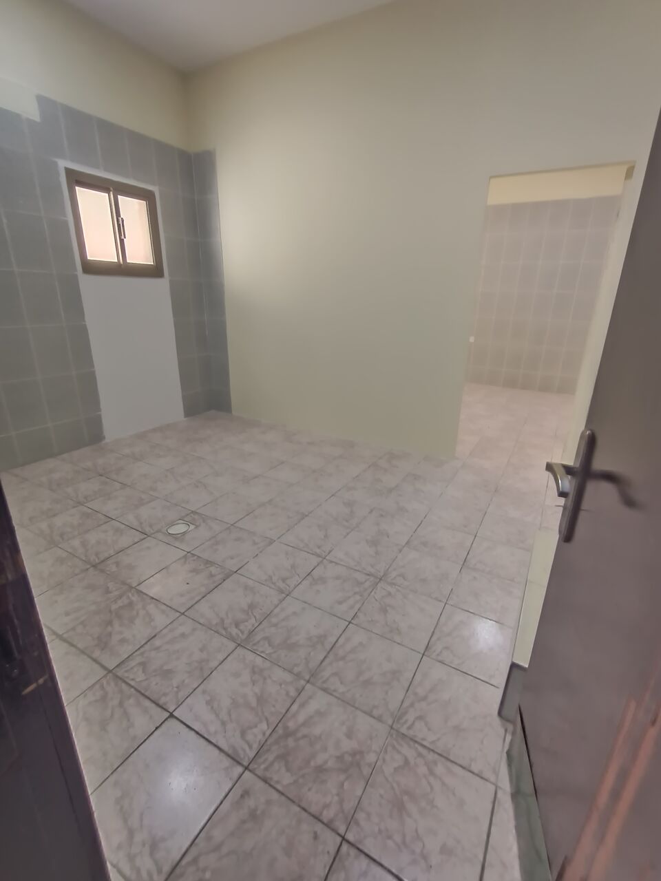 Gudaibiya, Apartments, Flats, Houses & Villas, BHD 180/month,  1 BR,  Semi Furnished 1 BHK Spacious Flat For Rent In Gudaibiya Unlimited Electricity