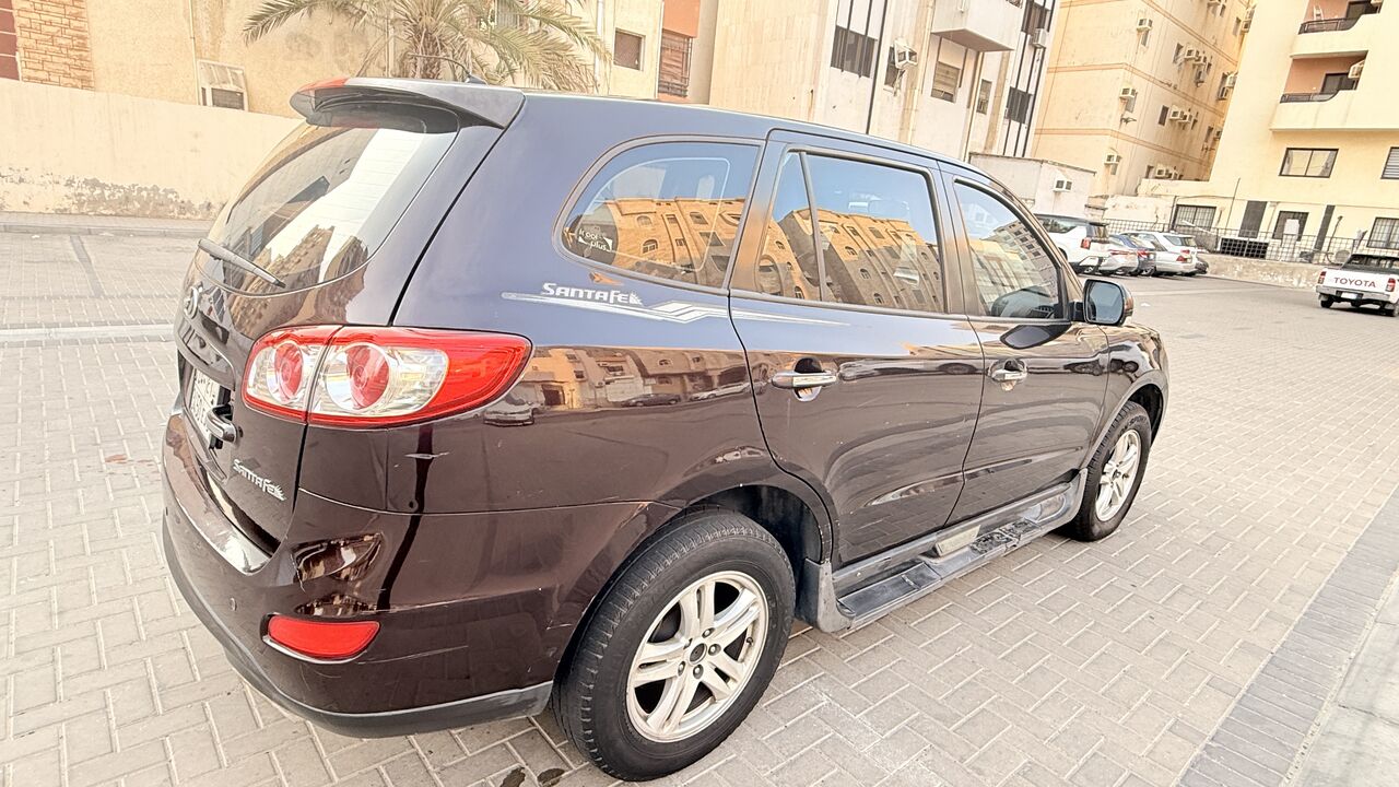 Jeddah, Vehicles, Cars & Trucks , SAR 24000,  Hyundai Santa Fe,  2010,  Automatic,  250000 KM,  SAR 24000, , , , , 🚗 For Sale 🚗