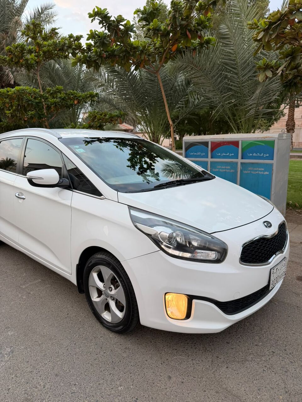 Jeddah, Vehicles, Cars & Trucks , SAR 26000,  Kia Carens For The Sale,  2016,  Automatic,  170 KM,