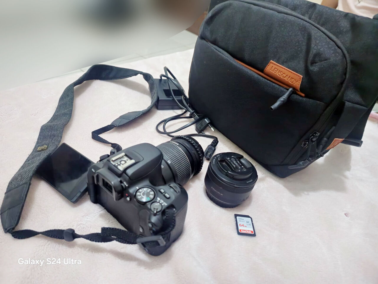 Al Ajwad, Photo & Video, Canon EOS 200D Camera &  Godox Studio Box 80x80