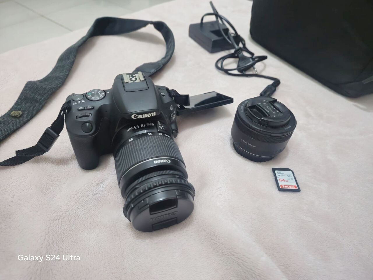 Al Ajwad, Photo & Video, Canon EOS 200D Camera &  Godox Studio Box 80x80