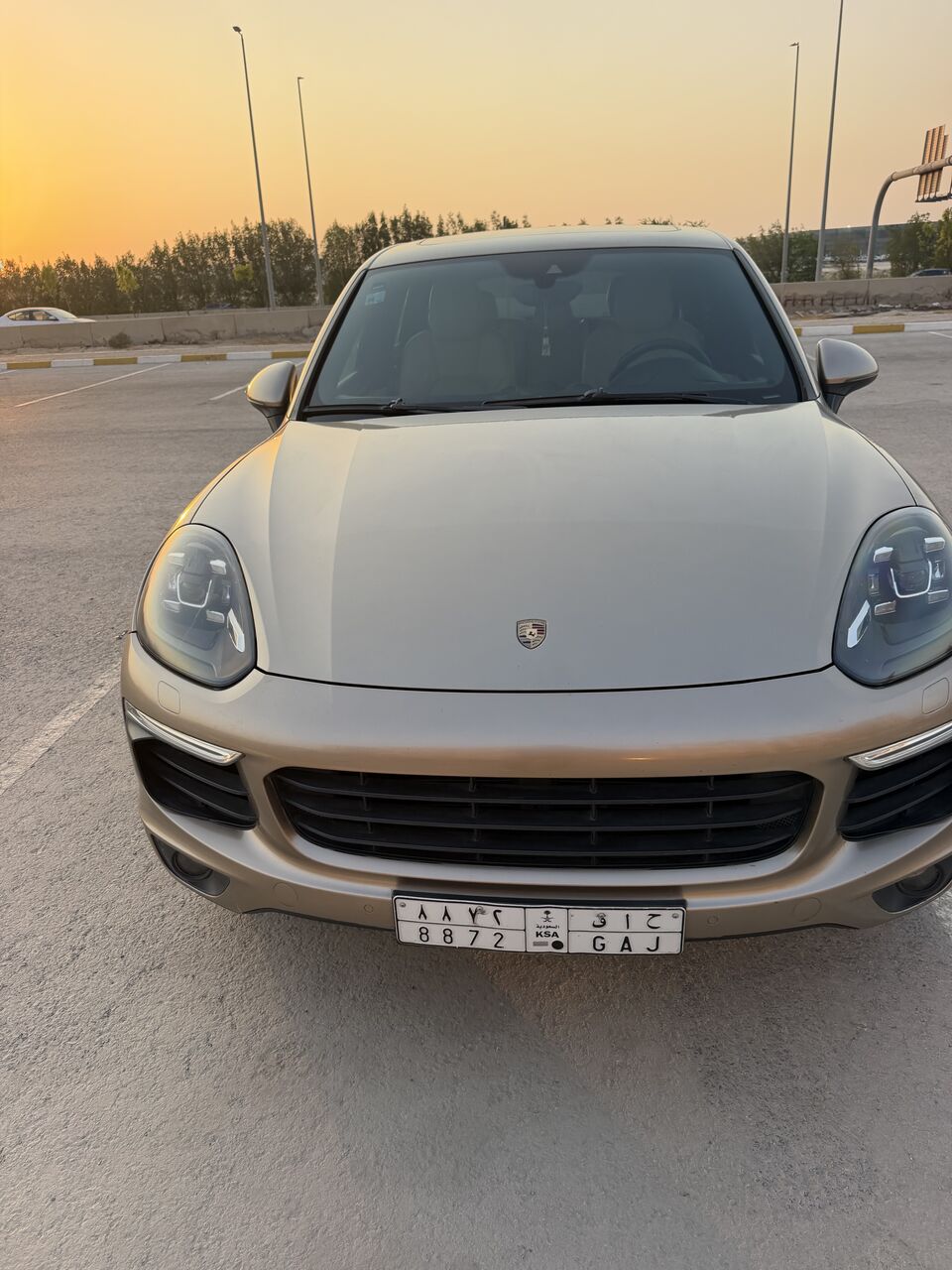 Dammam, Vehicles, Cars & Trucks , SAR 100000,  Porsche Cayenne,  2016,  Automatic,  205000 KM,