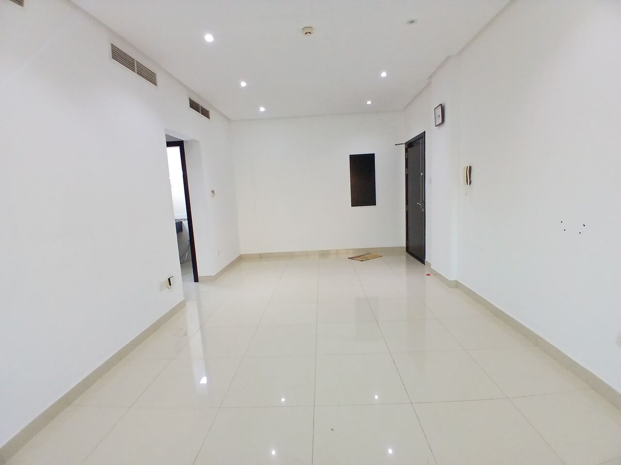 Hidd, Apartments, Flats, Houses & Villas, BHD 260,  Furnished,  2 BR,  Flat 2bhk Inclusive Ewa New Hidd