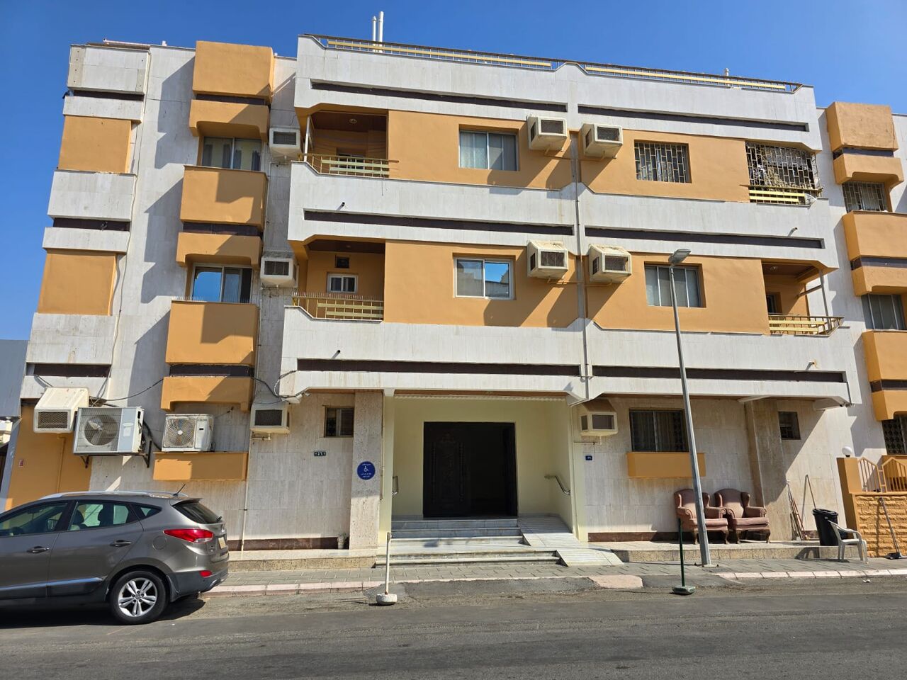 Al Aziziyah, Apartments, Flats, Houses & Villas, SAR 2500/month,  3 BR,  3BR, 2 Halls, 2 Bathrooms And Kitchen