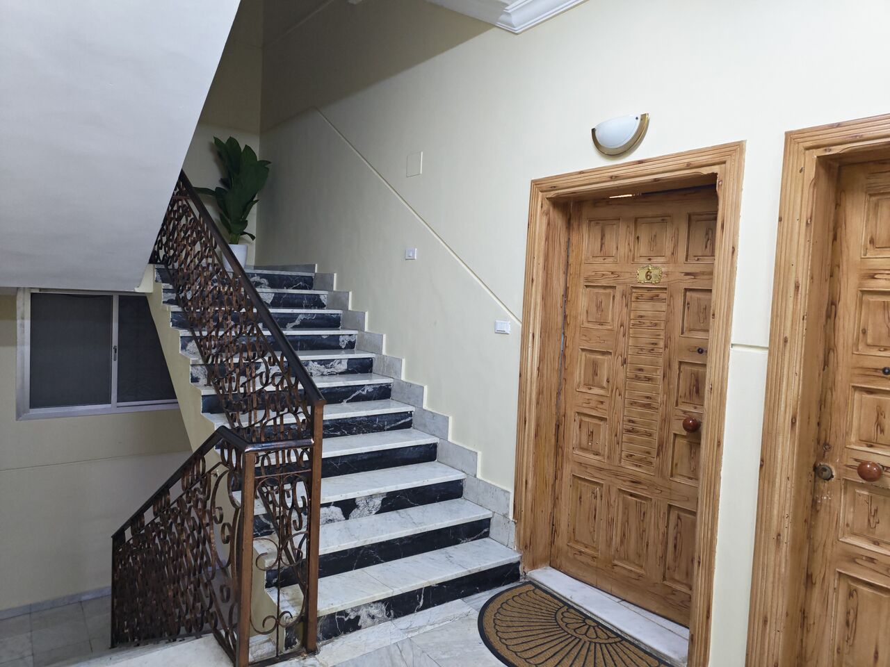 Al Aziziyah, Apartments, Flats, Houses & Villas, SAR 2500/month,  3 BR,  3BR, 2 Halls, 2 Bathrooms And Kitchen