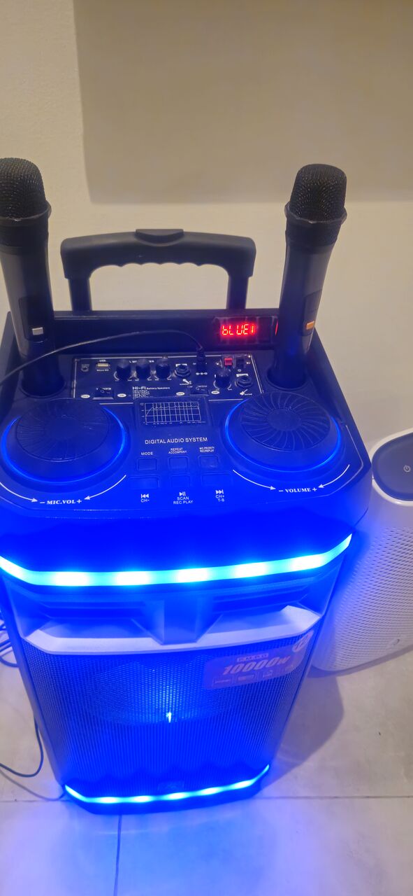 Isa Town, Appliances, BHD 25,  Karaoke With Blue Tooth Mic 25