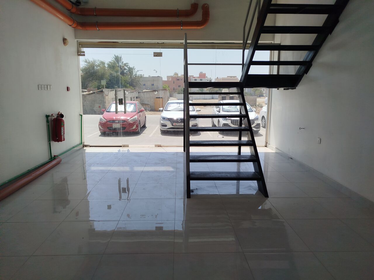 Tubli, Shops, BHD 500,  Shop For Rent 1Big Shitter With Big Mezanin Floor 2 Bathroom  In -((( Tubli)))