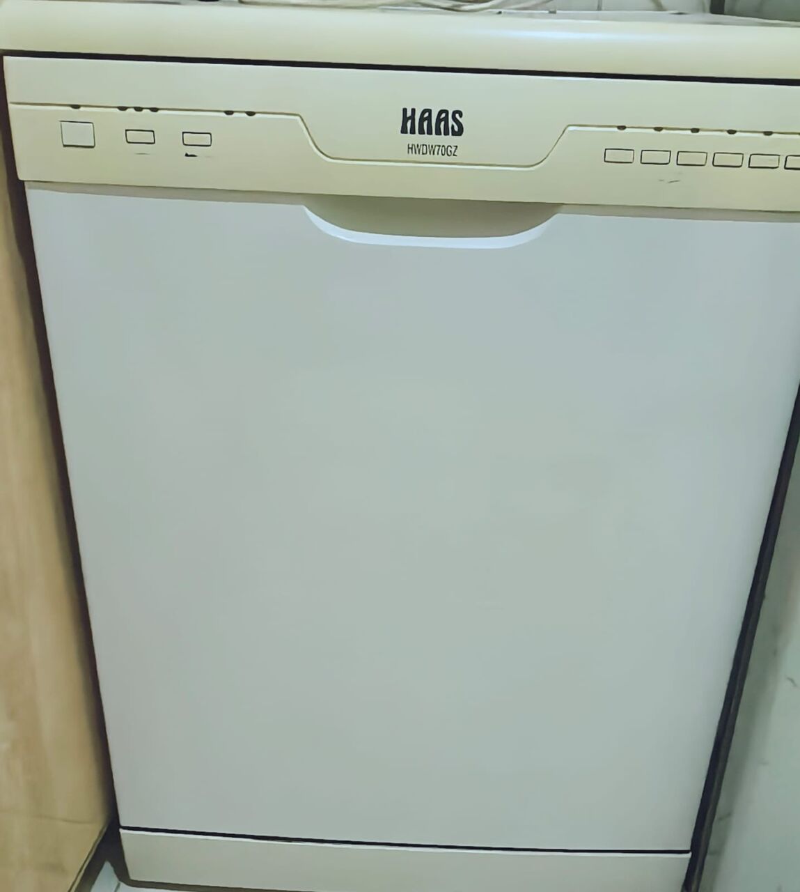 Jeddah, Household Items, SAR 50,  Dishwasher, Gaming Chair And Dressing Table Chair.