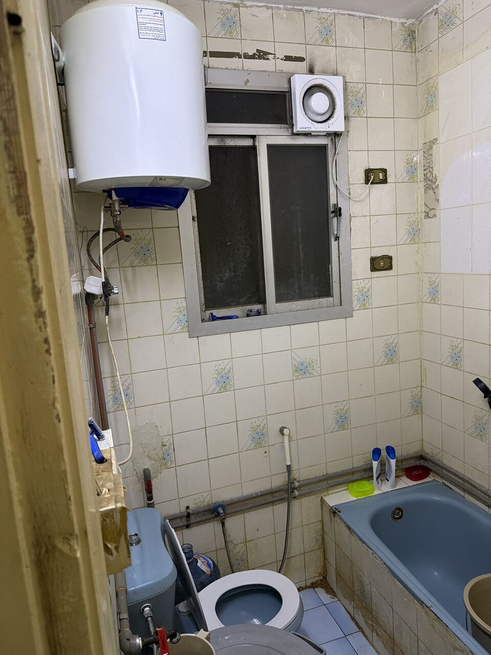Riyadh, Rooms for Rent, SAR 1000/month,  Room Sharing Available For Rent Bed Space  Including  Kitchen & Washing Machine   M