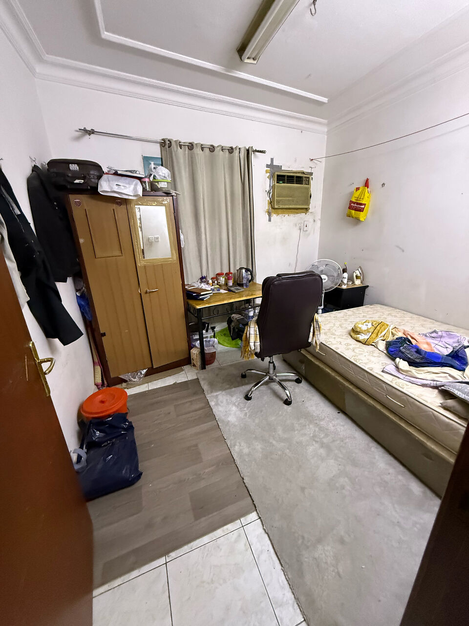 Al Batha, Apartments, Flats, Houses & Villas, 3 BR,  Apratment For Rent