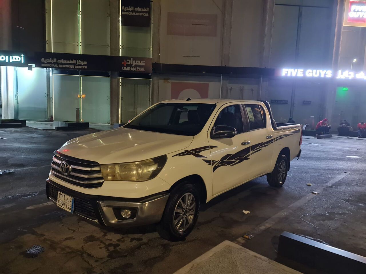 Jeddah, Vehicles, Cars & Trucks , SAR 66000,  Toyota Hilux,  2022,  Manual,  193000 KM,  Urgent Sale