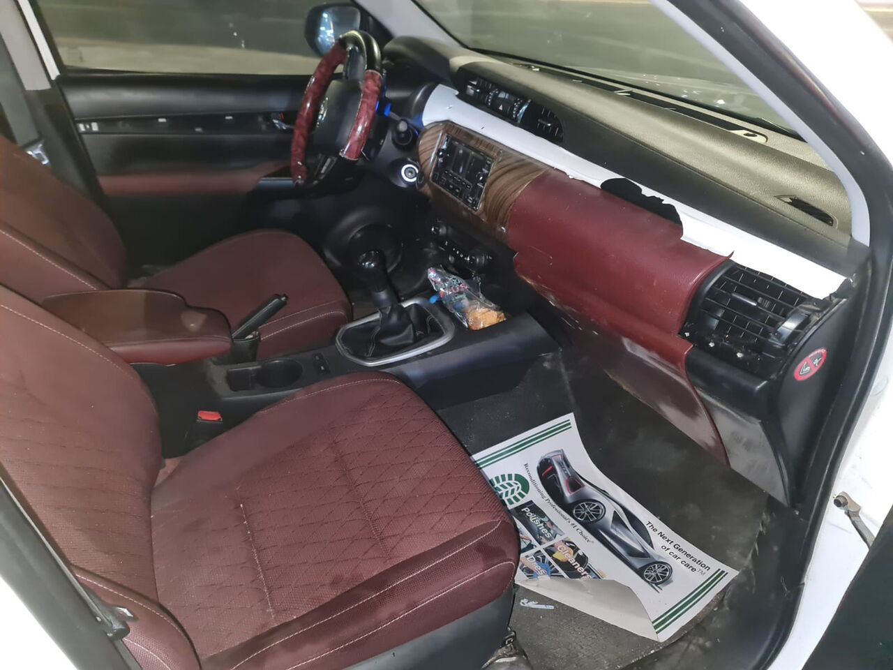 Jeddah, Vehicles, Cars & Trucks , SAR 66000,  Toyota Hilux,  2022,  Manual,  193000 KM,  Urgent Sale