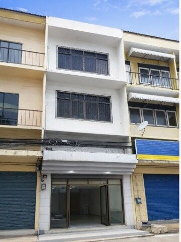 Bangkok, Villas, THB 17998,  16 Sq. Feet,  Can Register A Company, Building For Rent, 3.5 Floors, 2-3 Bedrooms, Kasemrad Hospital,