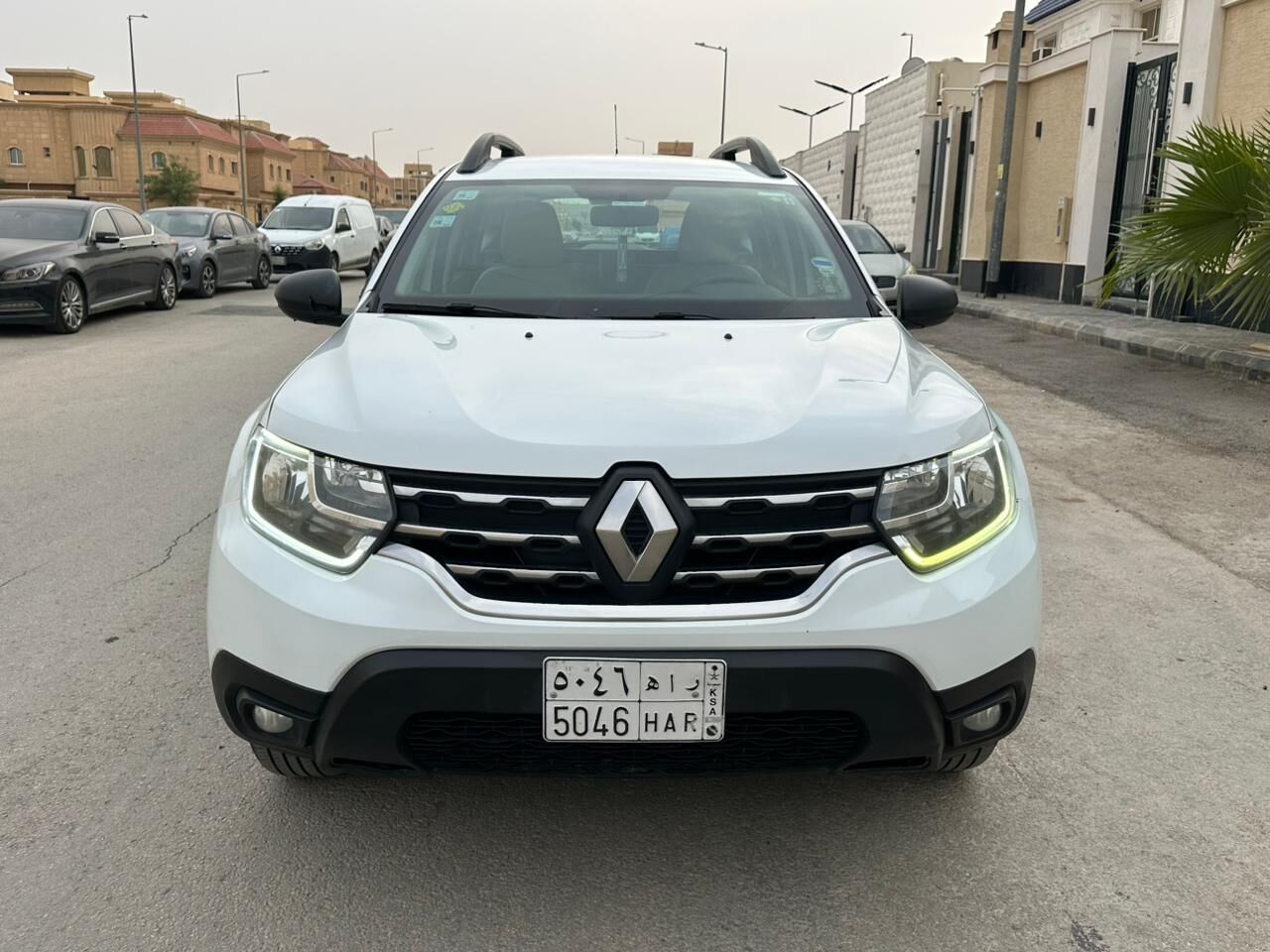 Riyadh, Vehicles, Cars & Trucks , SAR 32000,  Renault Duster 4x4,  2023,  Automatic,  167000 KM,   Renault Duster With 4WD Option And Very Good Price 1st Owner For Sales