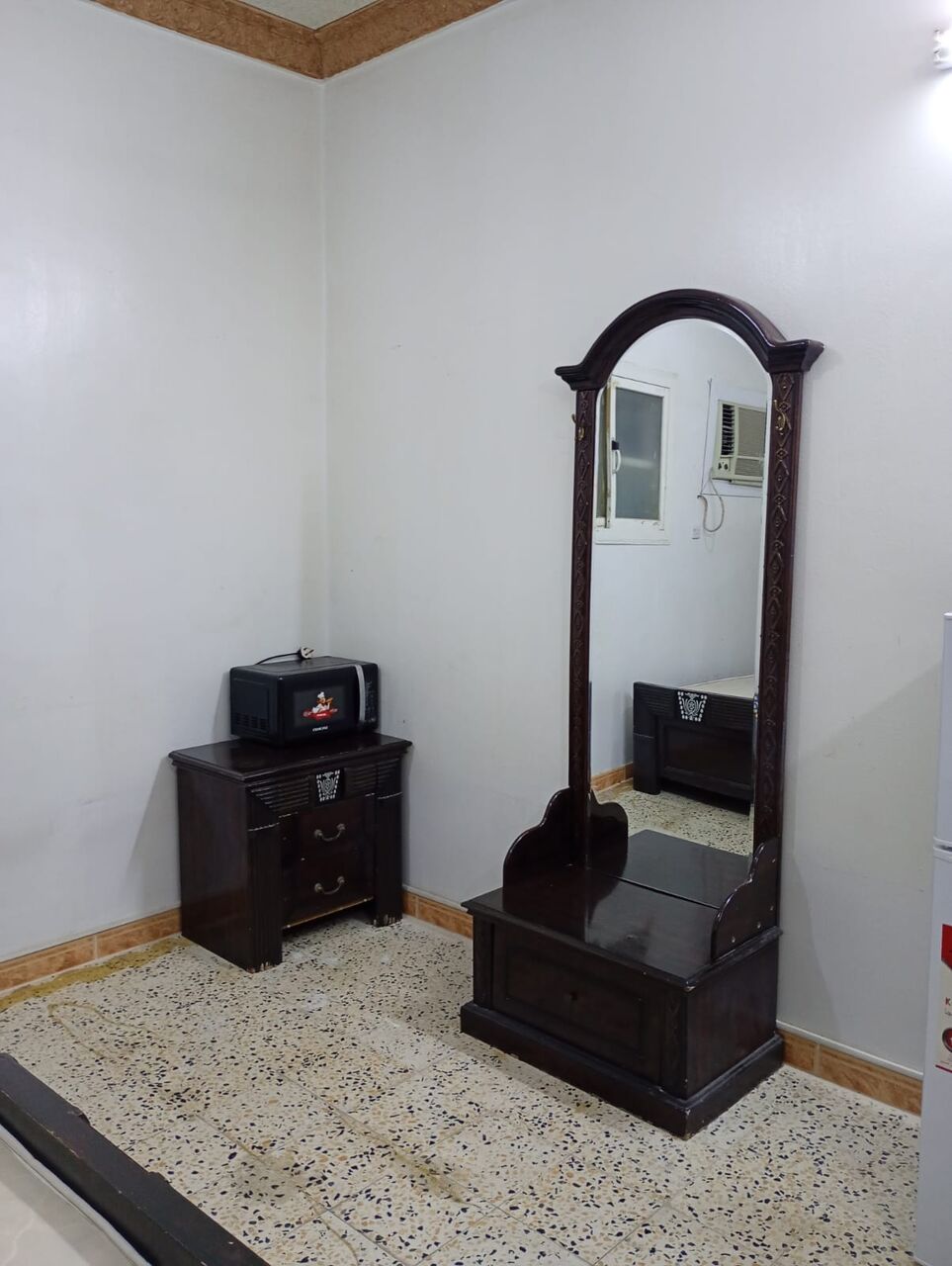 Al Yarmouk, Apartments, Flats, Houses & Villas, SAR 2000/month,  Furnished,  1 BR,  Furnished Room For Rent (Single Person Only)