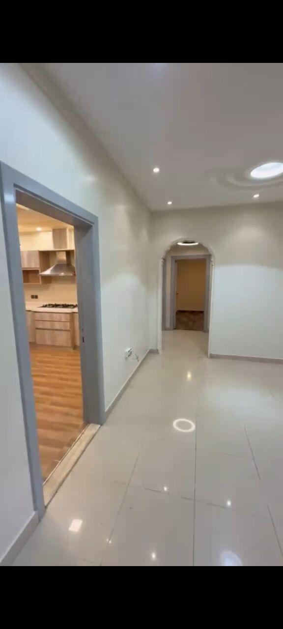 Al Salam, Apartments, Flats, Houses & Villas, SAR 50000/year,  4 BR,  Family Villa Whole Floor With Very Large Portion AC Kitchen Installed Specious House