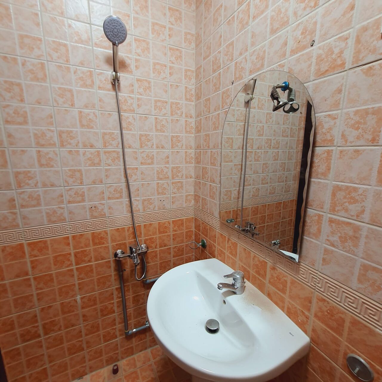 Al Suwaidi, Rooms for Rent, SAR 1500/month,  Furnished,  Furnished Studio Room With Separate Washroom For Executive Bachelor.