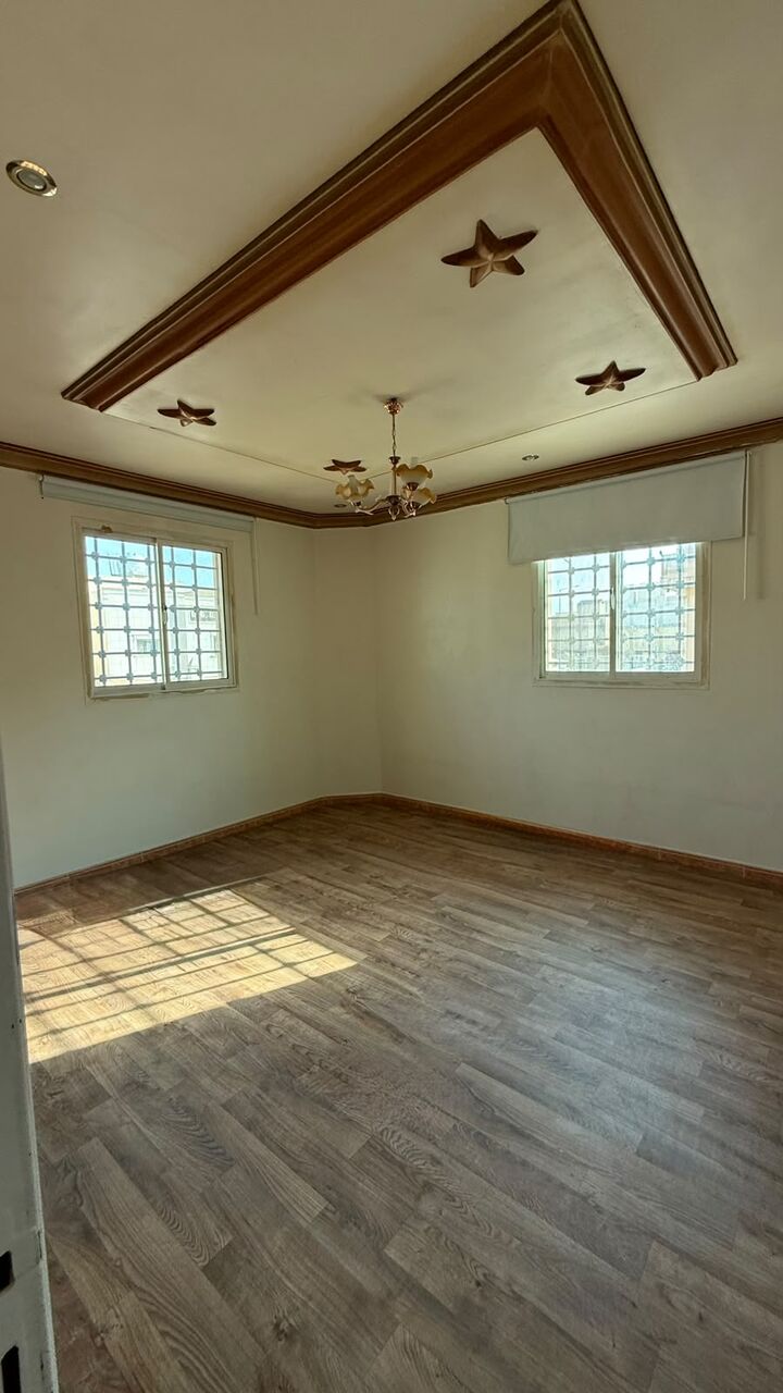 Al Yarmouk, Apartments, Flats, Houses & Villas, SAR 45000/year,  4 BR,  Family Apartment With First Floor 3 Beadroom 1 Hall 1 Majlis 1 Dining Room Kitchen 3 Bath