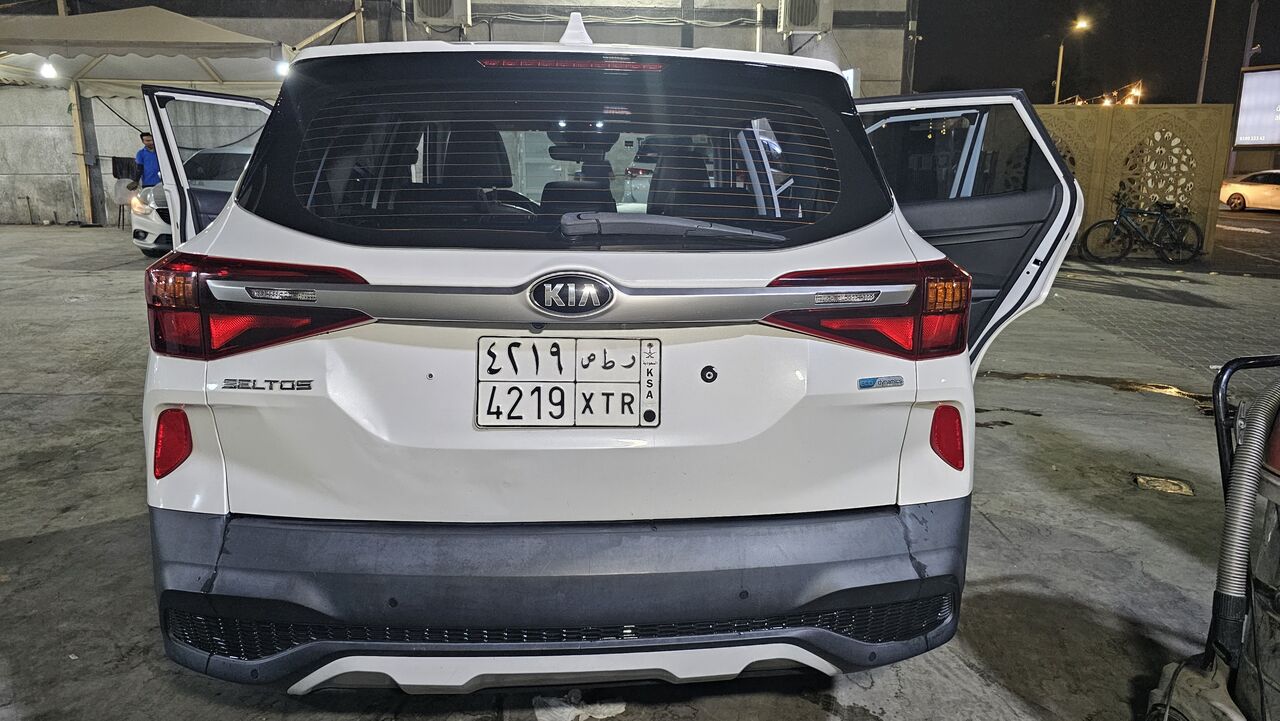 Dammam, Vehicles, Cars & Trucks , SAR 47500,  Kia Amanti,  2020,  Automatic,  108400 KM,  KIA SELTOS Turbo Diesel Engine  Model Low Mileage Genuine Parts..