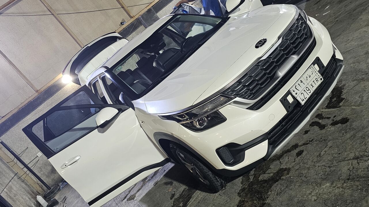 Dammam, Vehicles, Cars & Trucks , SAR 47500,  Kia Amanti,  2020,  Automatic,  108400 KM,  KIA SELTOS Turbo Diesel Engine  Model Low Mileage Genuine Parts..