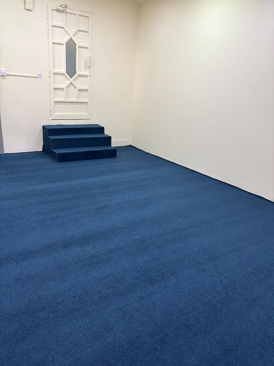 East Riffa, Apartments, Flats, Houses & Villas, BHD 200/month,  3 BR,  150 Sq. Meter,  Flat For Rent In Riffa