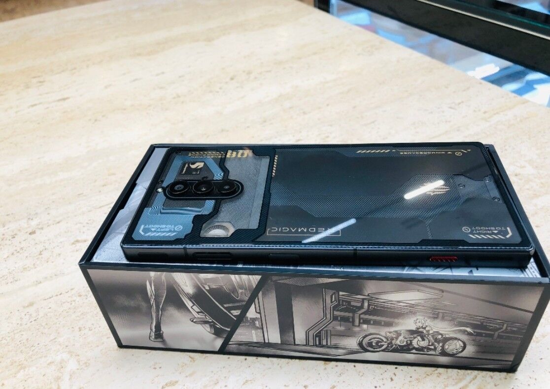 Riyadh, Mobile Phones, SAR 1470,  RedMagic 8 Pro (16GB / 512GB)