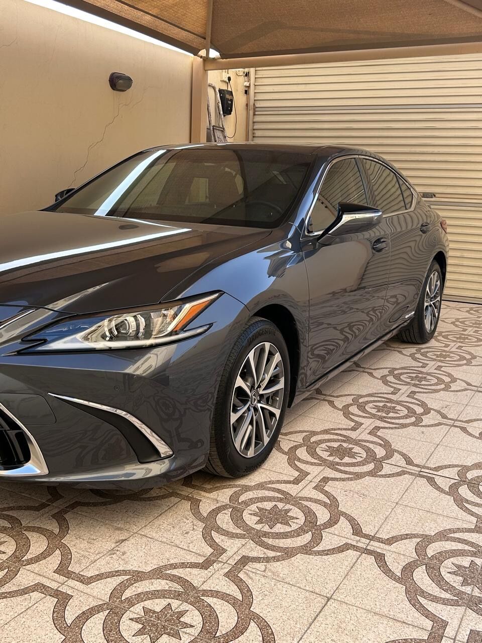Jeddah, Vehicles, Cars & Trucks , SAR 150000,  Lexus ES 300h,  2022,  Automatic,  79000 KM,