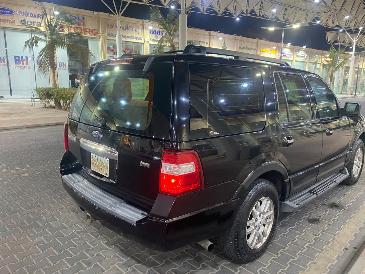 Jeddah, Vehicles, Cars & Trucks , SAR 28000,  Ford Expedition,  2009,  Automatic,  163000 KM,   First Owner Original Body