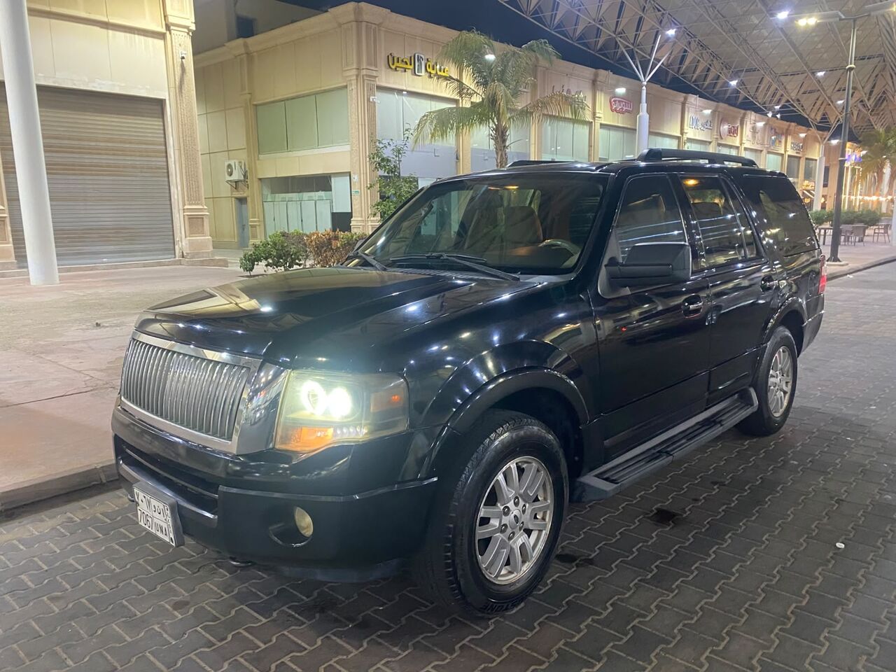 Jeddah, Vehicles, Cars & Trucks , SAR 28000,  Ford Expedition,  2009,  Automatic,  163000 KM,   First Owner Original Body