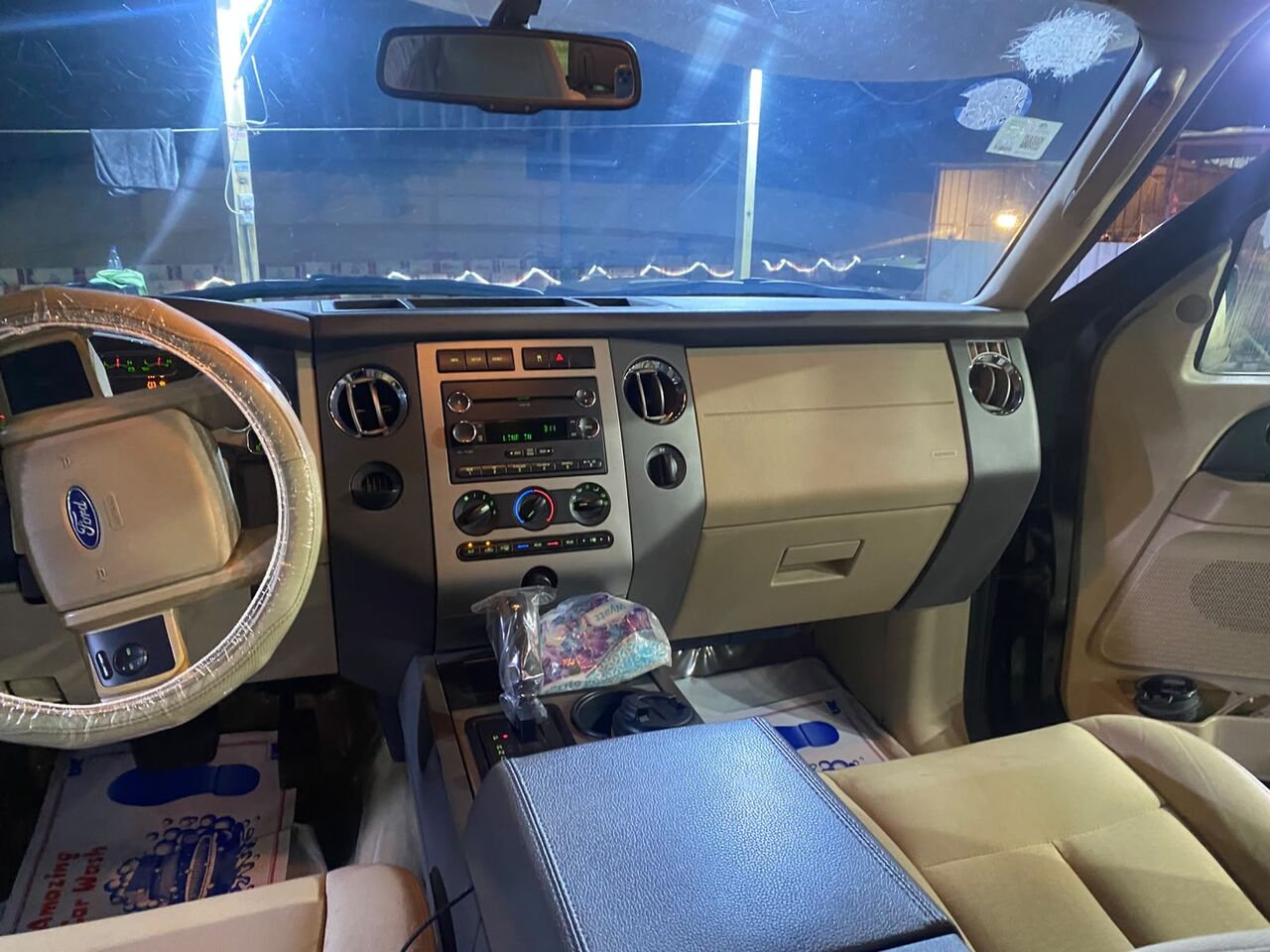 Jeddah, Vehicles, Cars & Trucks , SAR 28000,  Ford Expedition,  2009,  Automatic,  163000 KM,   First Owner Original Body