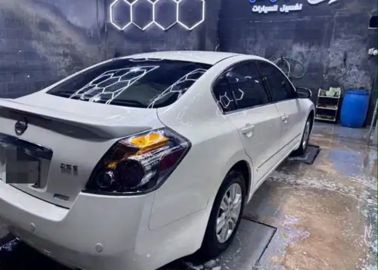 Riyadh, Vehicles, Cars & Trucks , SAR 18500,  Nissan Altima,  2010,  Automatic,  334530 KM,    (Full Option) - For Sale - TABUK