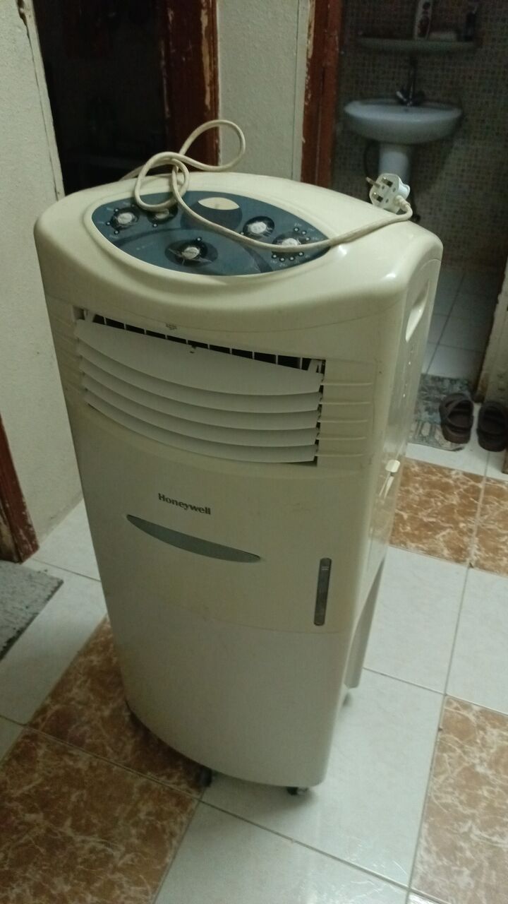 Al Batha, Air Conditioners, SAR 300,  Room Air Conditioner