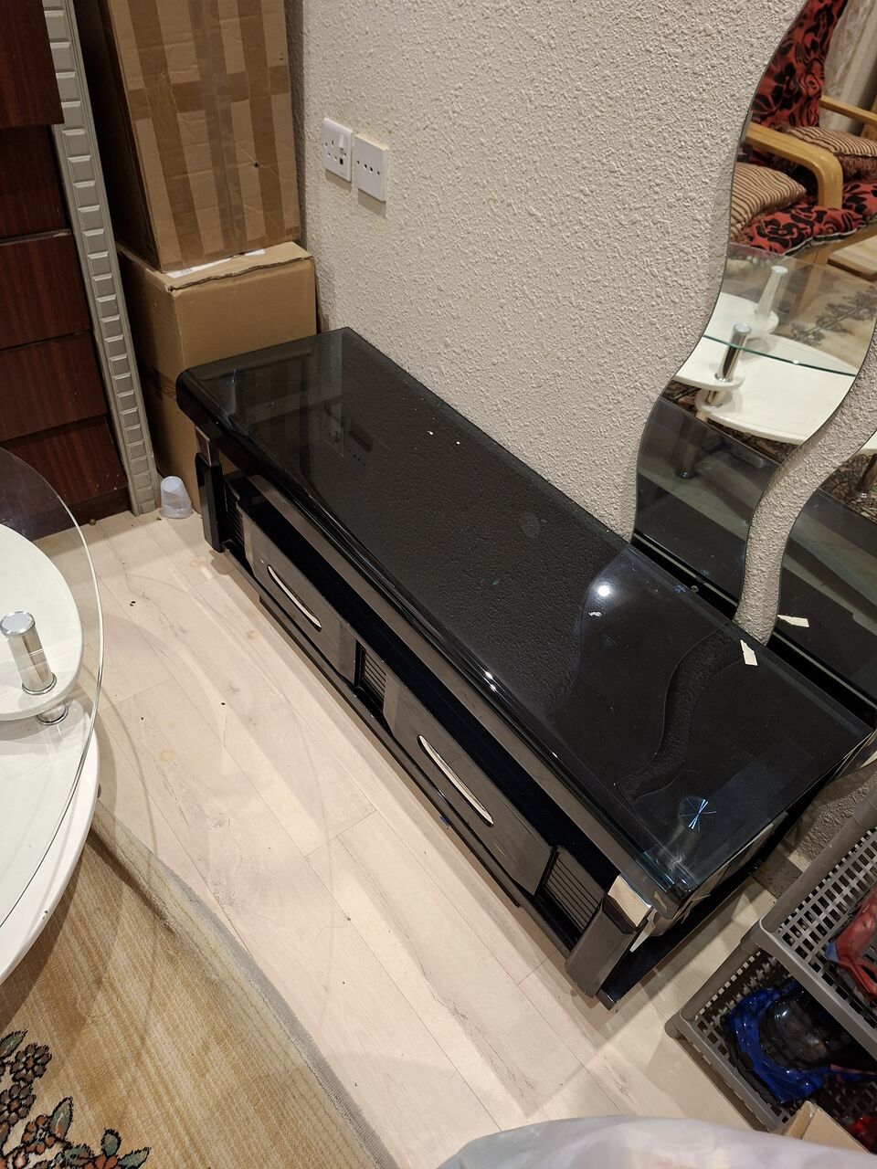 Riyadh, Furniture, SAR 150,  Table And Chair