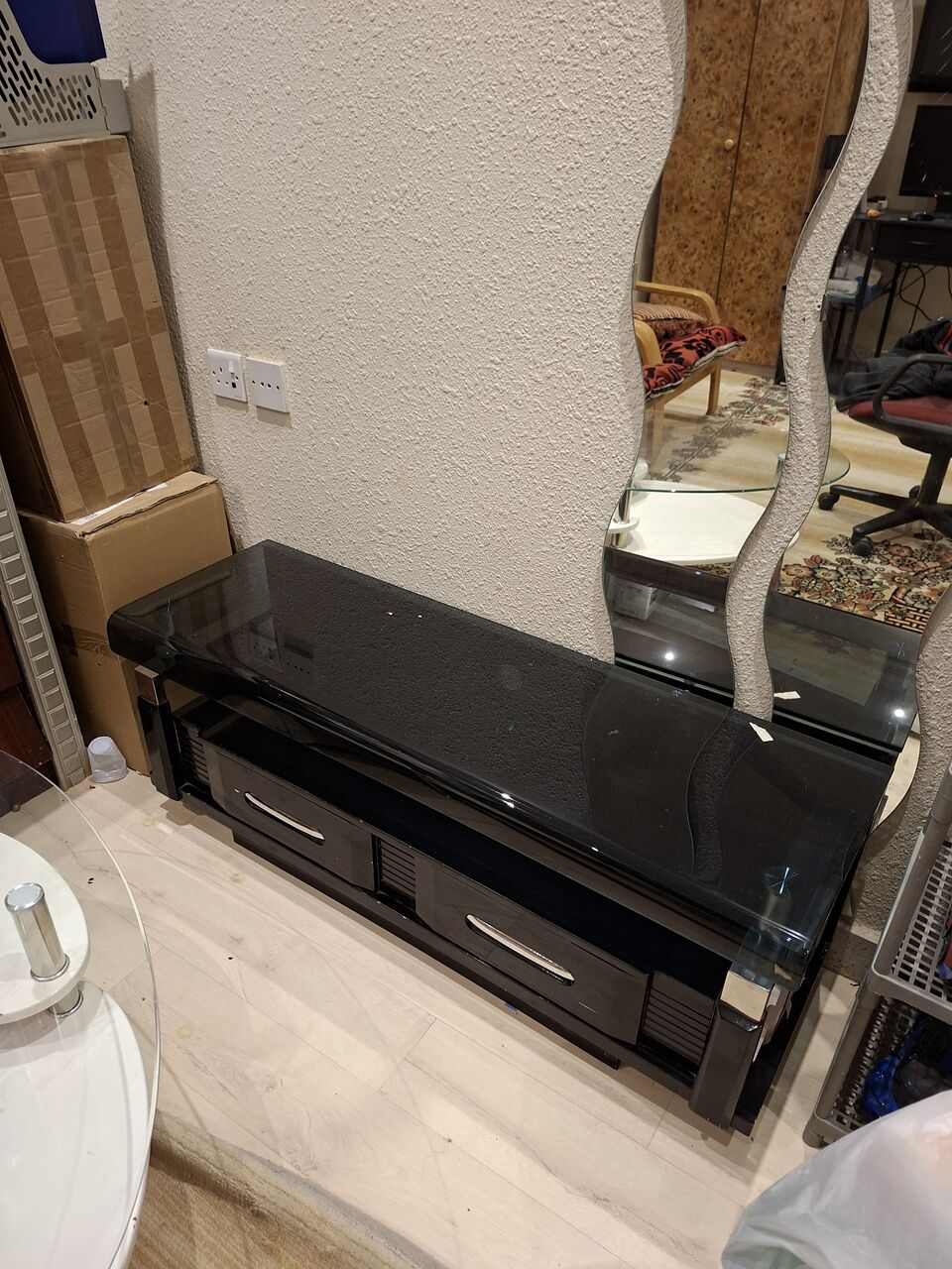Riyadh, Furniture, SAR 150,  Table And Chair