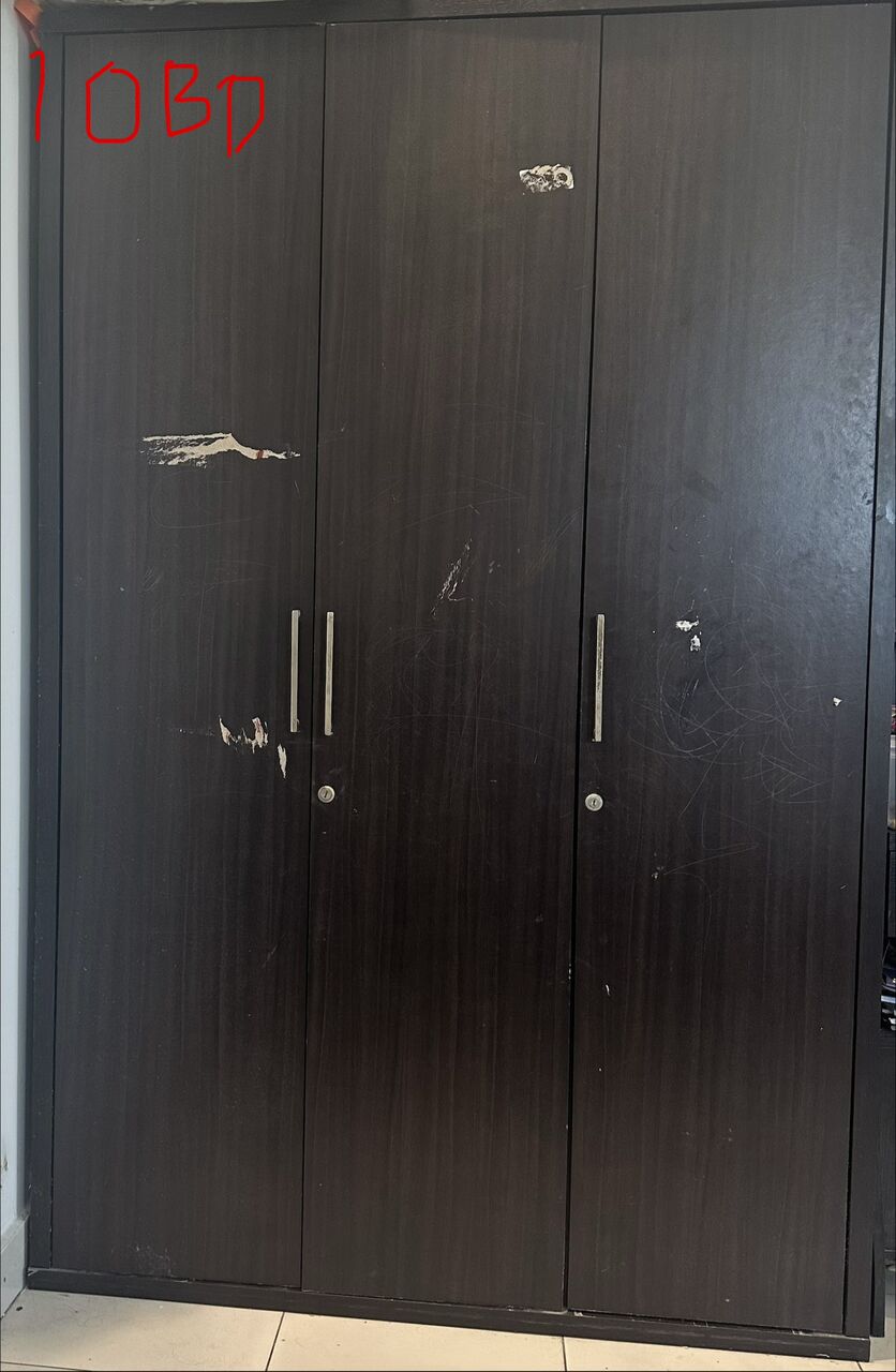 Bilad Al Qadeem, Clothing & Accessories, BHD 10,  Sale Sale Wardrobe , Three Doors , Brown In Color , Dark Brown